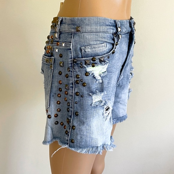 Blank NYC studded distressed shorts with neon details size 30 - Picture 3 of 15